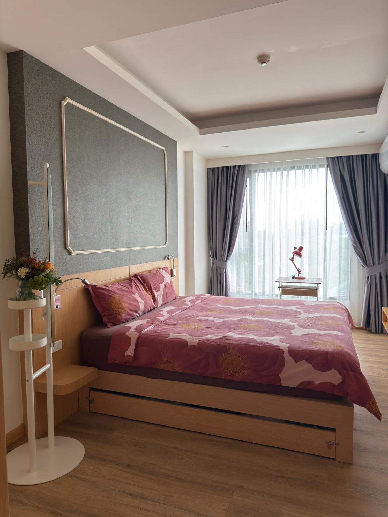 The Aristo-2-905 Apartment